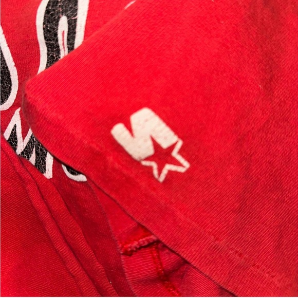 STARTER Red Chicago Bulls Crop Top - Picture 5 of 5